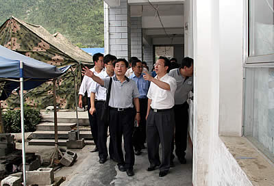 中科院青聯、團委代表回訪中科院青年北川希望小學原址